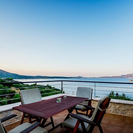 Marathiás Exensian Villas & Suites מראה חיצוני תמונה