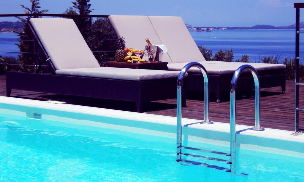 Marathiás Exensian Villas & Suites מראה חיצוני תמונה