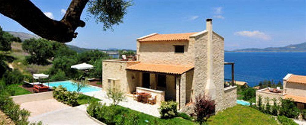 Marathiás Exensian Villas & Suites מראה חיצוני תמונה