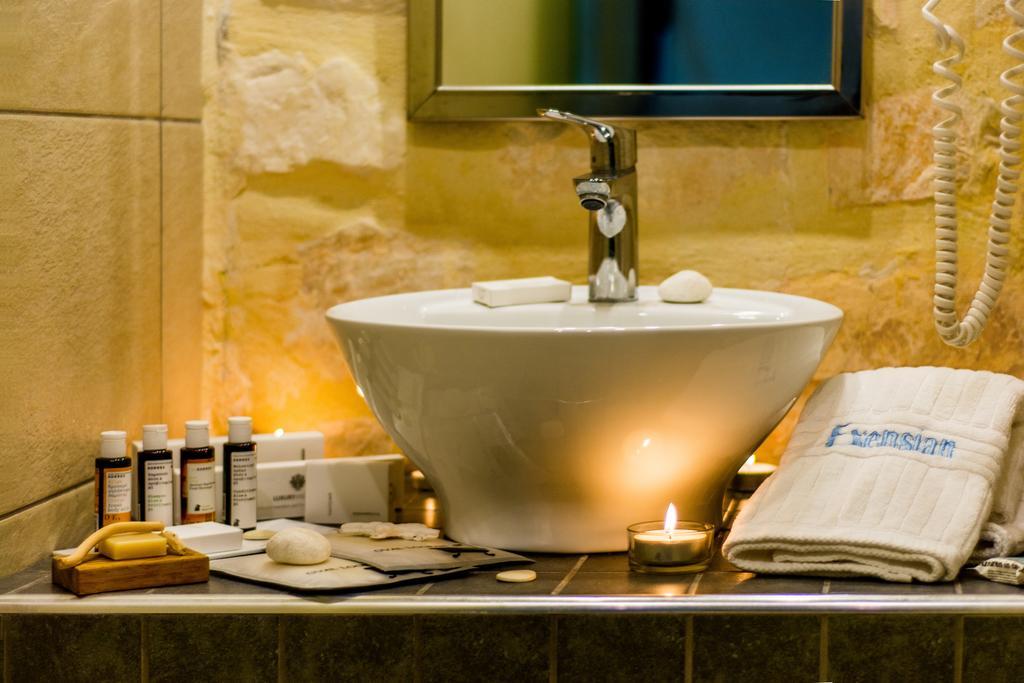 Marathiás Exensian Villas & Suites מראה חיצוני תמונה